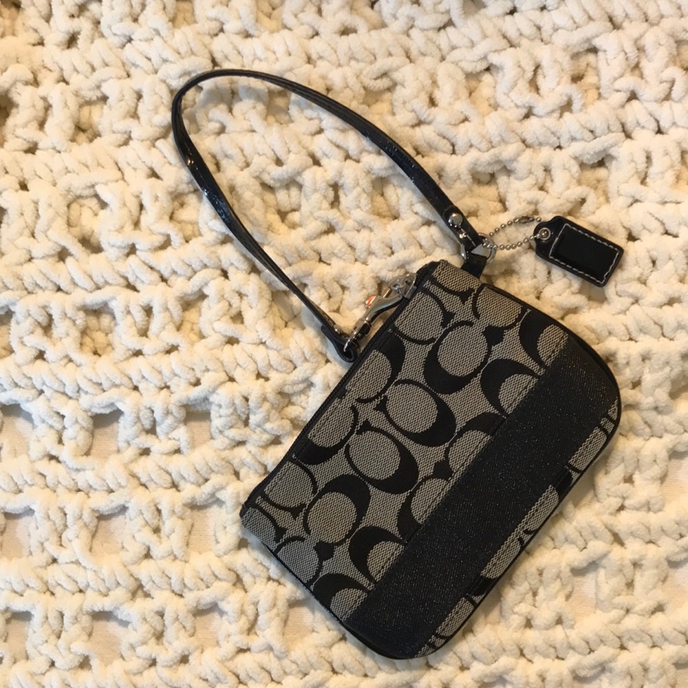 NWOT Coach Black Signature Wristlet